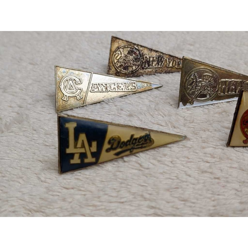 LA Dodgers Angels New York Baseball Pennant Pins Collection - Picture 4 of 7